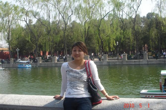 余杨靖 2010届会计专业毕业生
